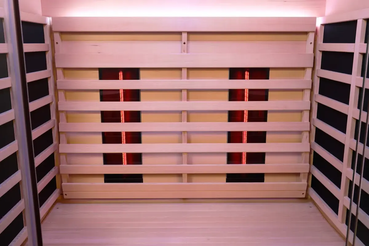 Sauna Montreal intérieur bois vue 00
