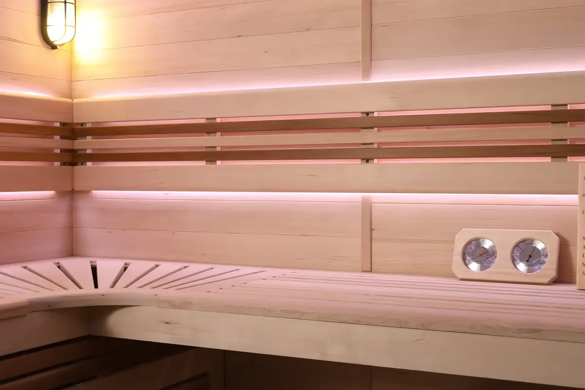Sauna Ottawa intérieur bois vue 01