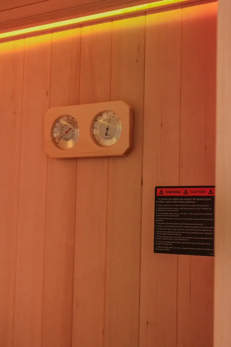 Sauna Vancouver présenté au showroom détail 6110
